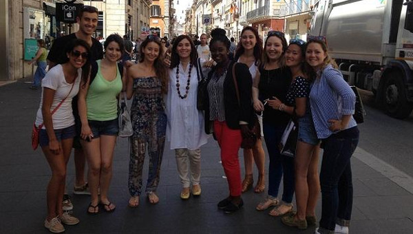 Professor Salvatore and Fashion Retailing Students Visit Stores in Rome Center