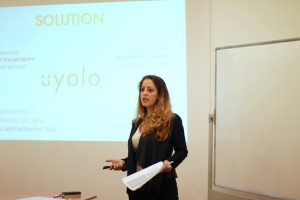 Alessandra Gargiulo presents Uyolo to the class
