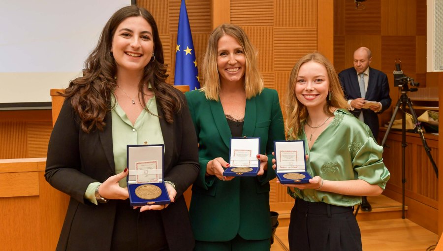 JCU Students Receive America Award at the Italian Parliament